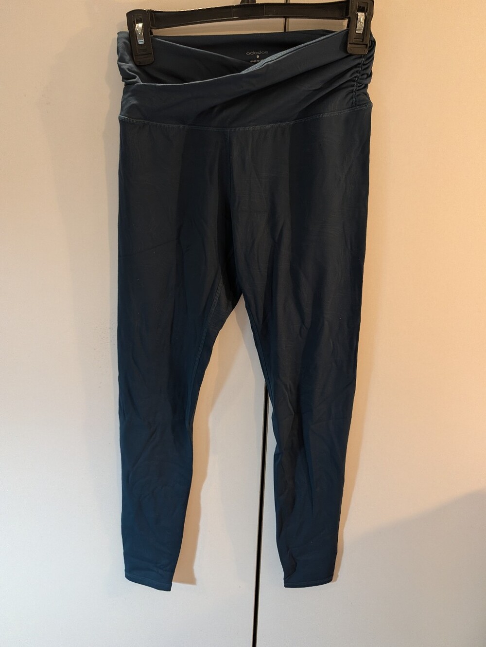 Ododos Woman's Small Green Athletic Leggings